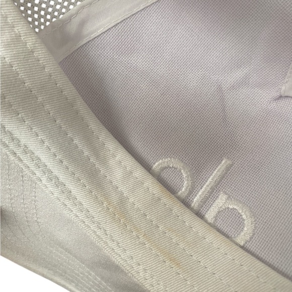 Alo White Baseball Cap Unisex - Picture 9 of 11